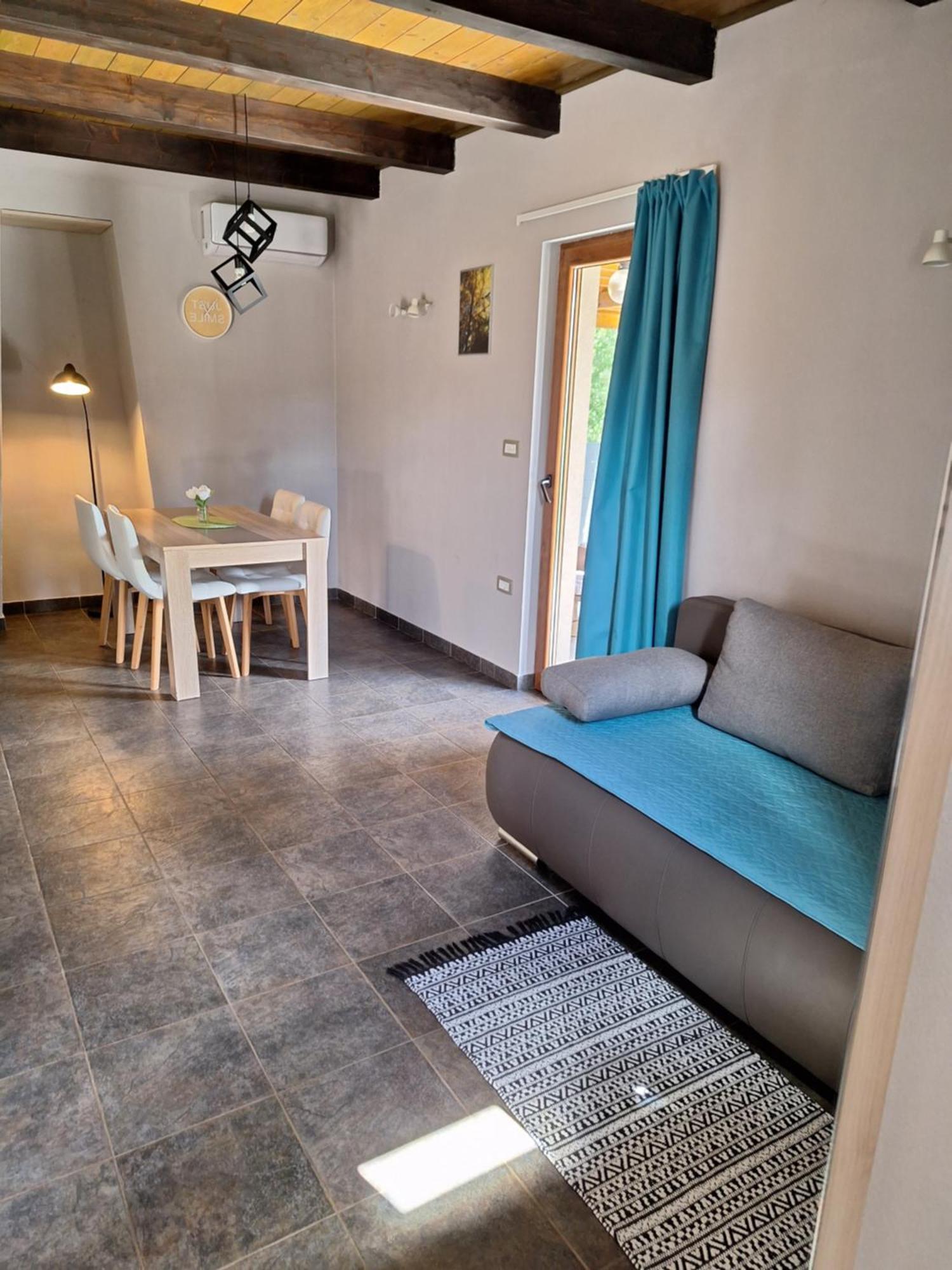 Guest House Flora Pazin Kamer foto